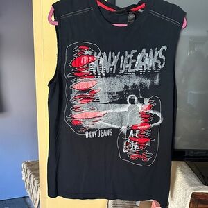 DKNY Men’s Black and Red Graphic Tee